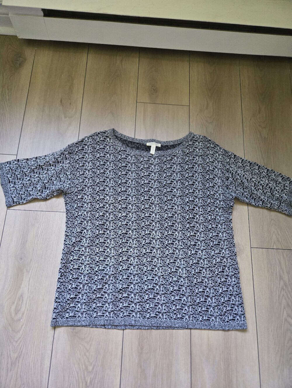 Eileen Fisher Fine Organic Linen Crepe Knit Bateau Neck Top Size S - Picture 2 of 8